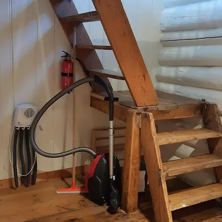 Trivelig Stabbur Pa Lanke Gard Vakantiehuis Hol (Trondelag)