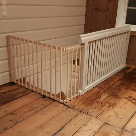 Trivelig Stabbur Pa Lanke Gard Hol (Trondelag)